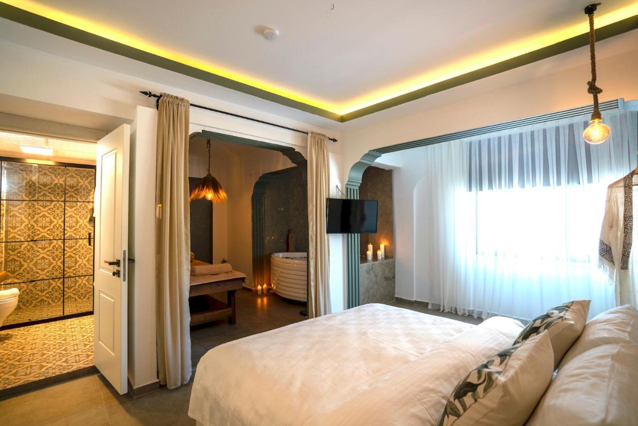 Liman Hotel Guemuesluek - Adult Only Bodrum Exteriör bild