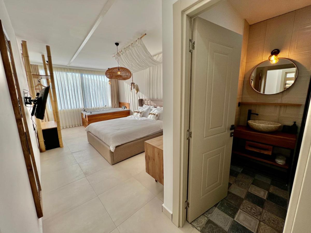 Liman Hotel Guemuesluek - Adult Only Bodrum Exteriör bild