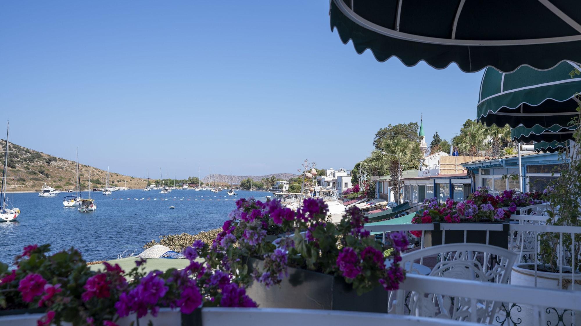 Liman Hotel Guemuesluek - Adult Only Bodrum Exteriör bild